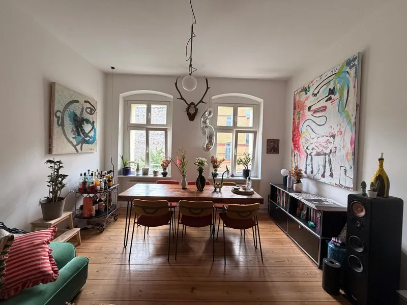 Beautiful Altbau Apartment in Friedrichshain (2 rooms)